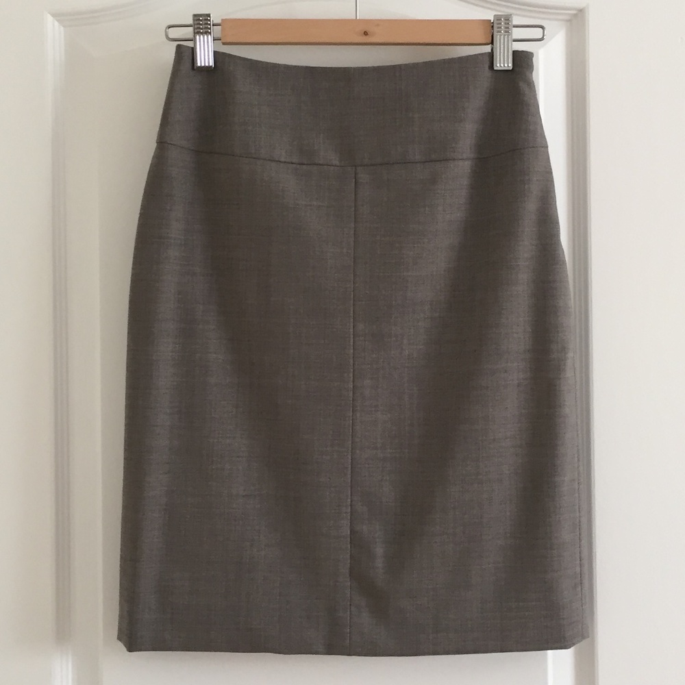 Banana Republic Wool Pencil Skirt Taupe (like new)